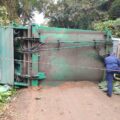 transito-caminhao-de-coleta-e-lixo-tomba-e-mata-trabalhador-esmagado-em-sc-1-982